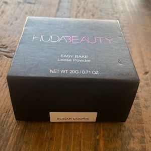 Huda Beauty Loose Powder